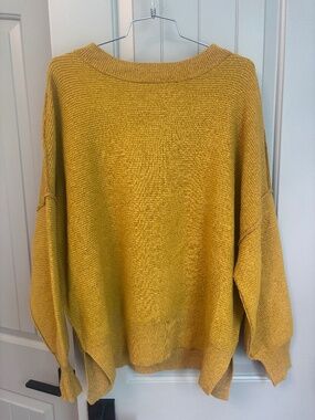 RD Style Mustard Yellow (M) Sweater Medium Cozy Knit Pullover Casual Fall Top
